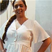 Profesora de Filosofía para alumnos de bachillerato